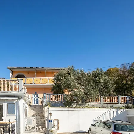 Awesome In With House Sea View *